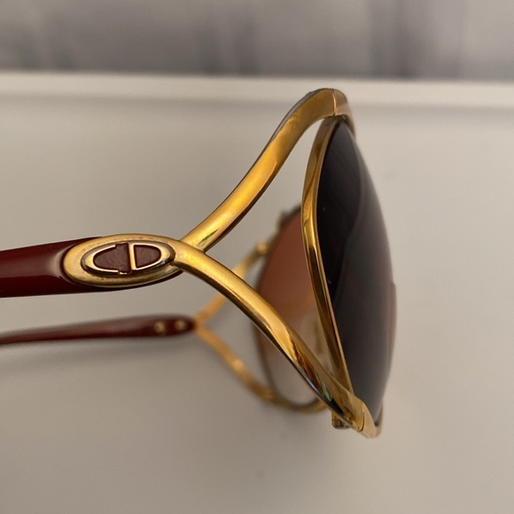 Vintage Dior Butterfly 2056 Gold and Red Frame Oversized Prescription Sunglasses - Picture 9 of 15